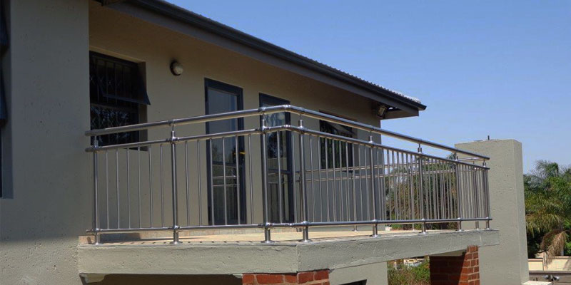 ss-railings-for-staircase