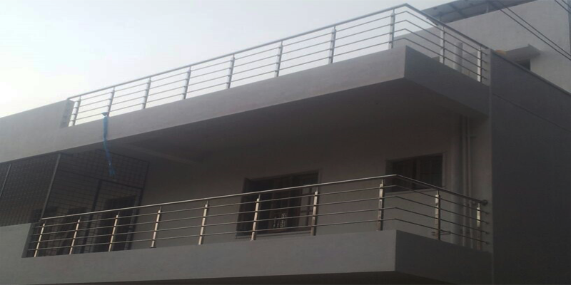 ss-railings-with-glass