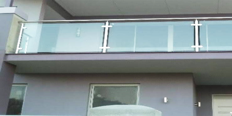 ss-railings-with-glass